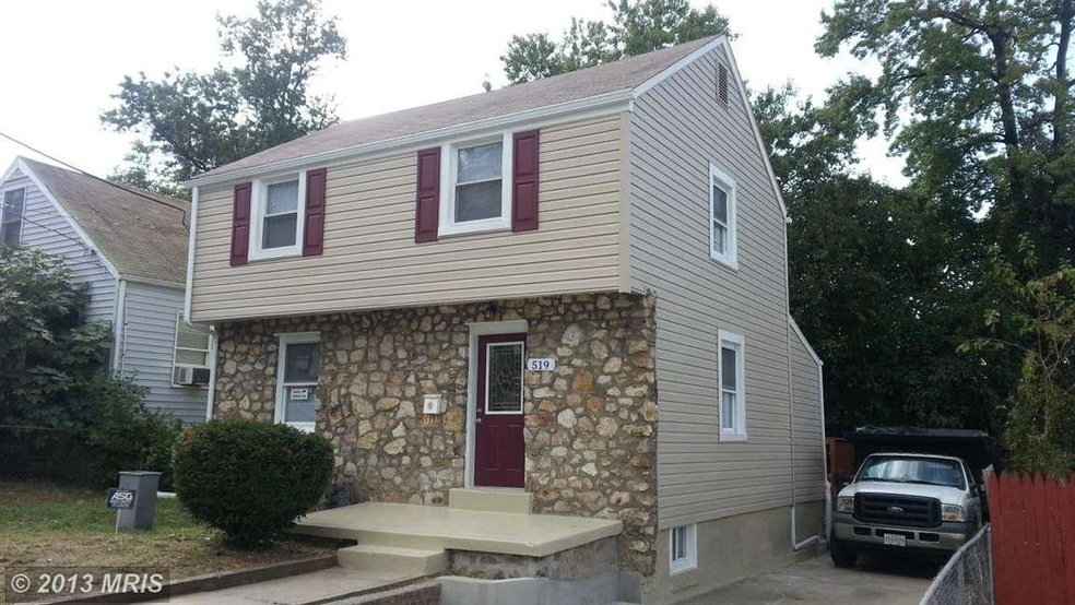 519 Capitol Heights Blvd, Capitol Heights, MD 20743 - photo 1
