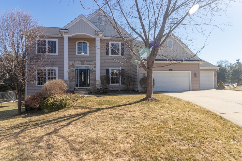 6104 Falabella Cir (1 of 27)