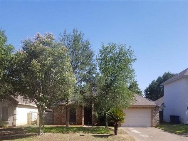 205 Oriole Ln, Laredo, TX 78045 - photo 1