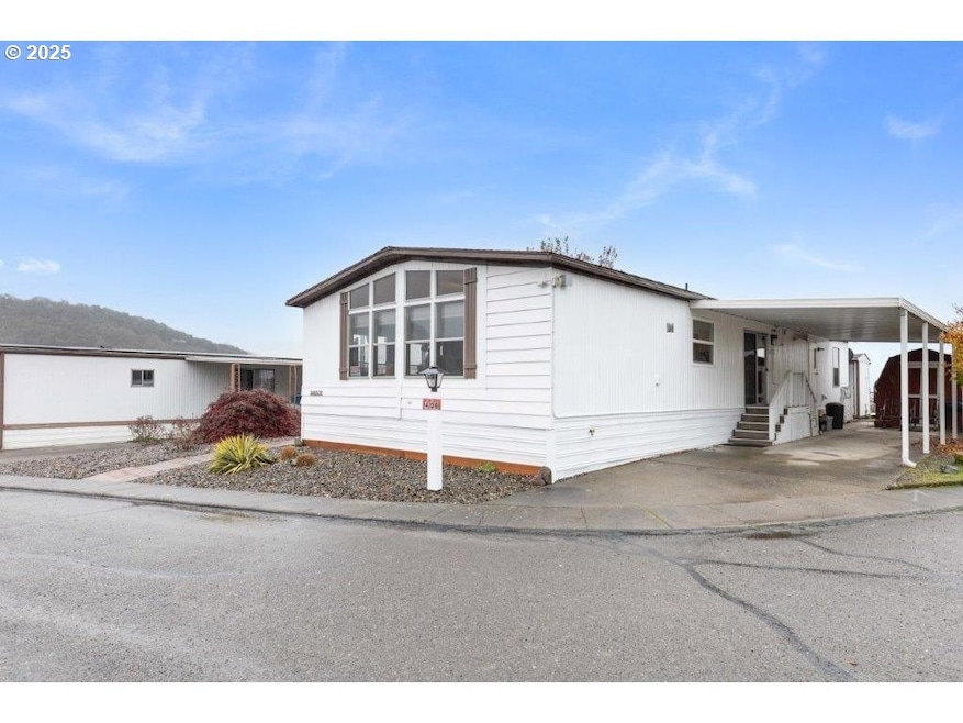 406 Shadow Ranch Ln, Roseburg, OR 97470 - photo 1