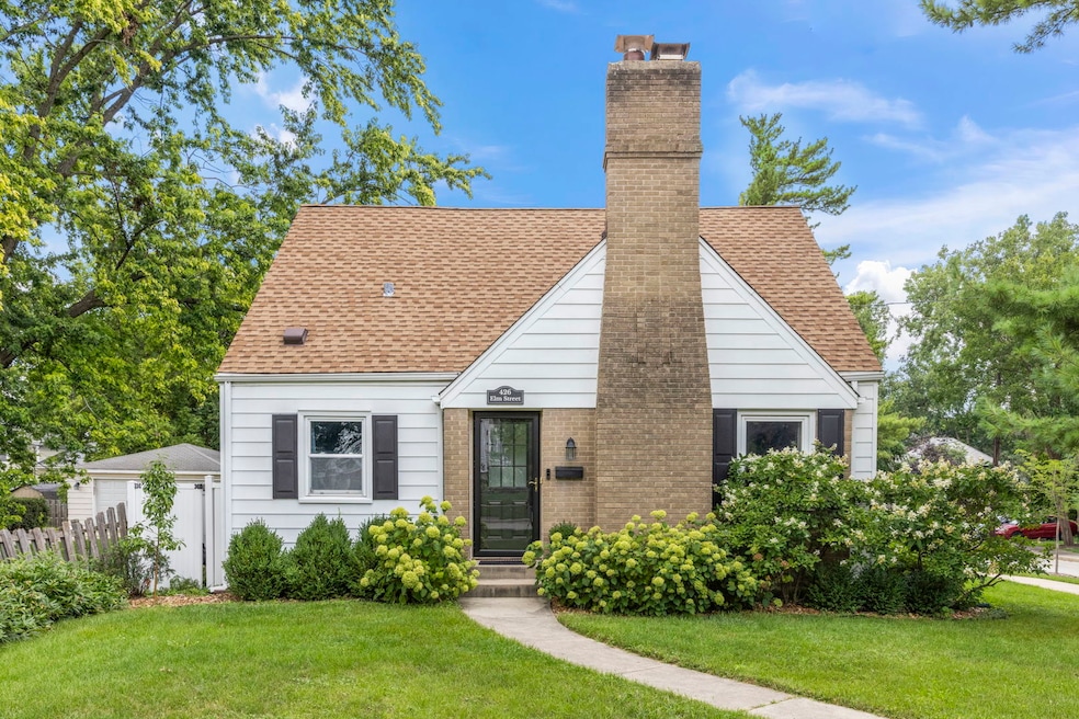 426 Elm St, Glen Ellyn, IL 60137 - photo 1