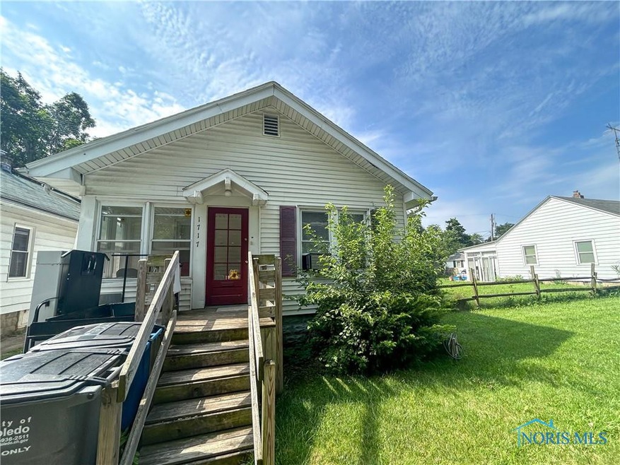 1717 Fairfax Rd, Toledo, OH 43613 - photo 1