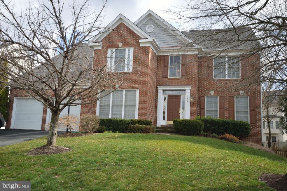 9362 Worthington Dr, Bristow, VA 20136 - photo 1
