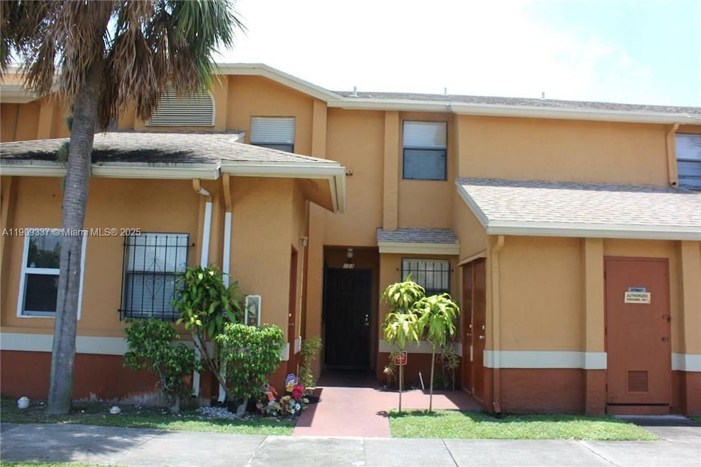 2471 NW 56th Ave unit 3-15, Lauderhill, FL 33313 - photo 1
