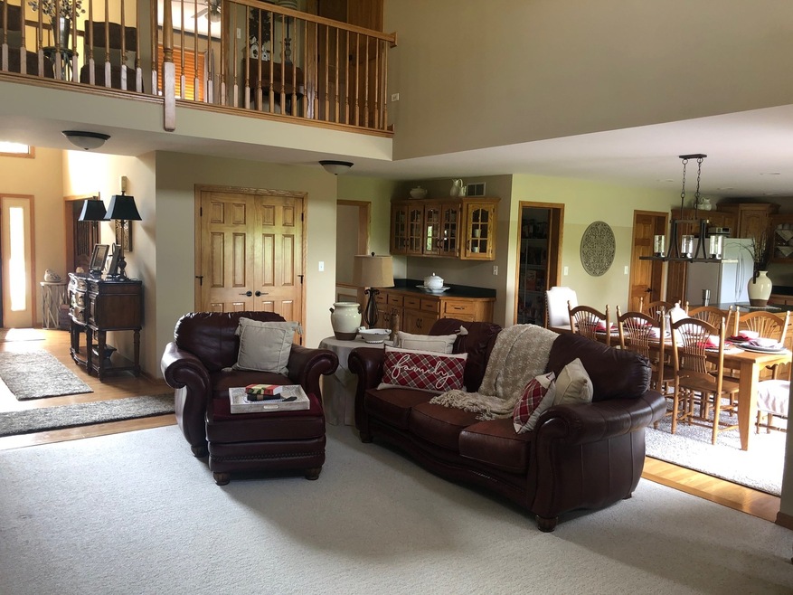 315 Prairieview Dr, Oswego, IL 60543 - photo 1