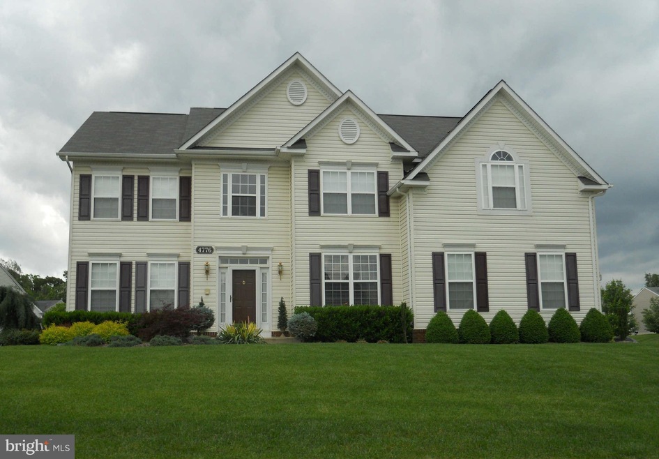 7360 Tottenham Dr, White Plains, MD 20695 - photo 1