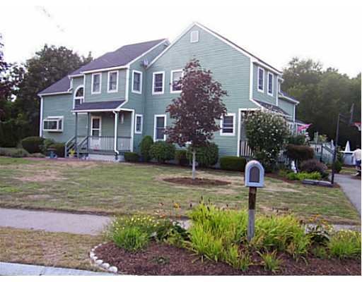 12 Rennie Dr unit 2, Blackstone, MA 01504 - photo 1