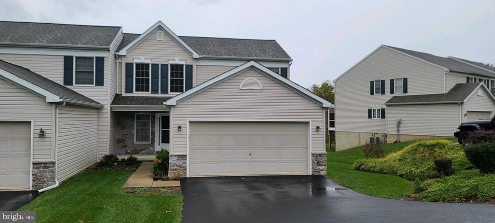 100 Creekside Dr, Millersville, PA 17551 - photo 1