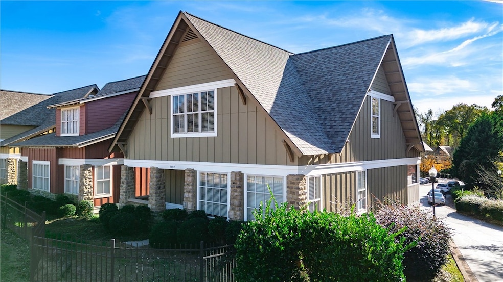 Under Contract $385,000