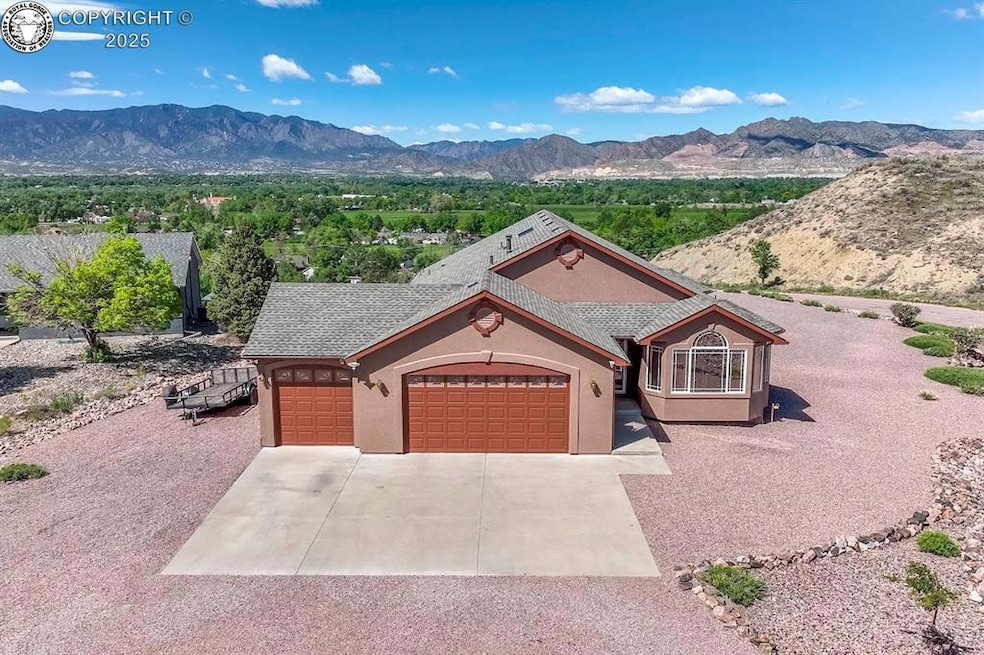 Sold $595,000