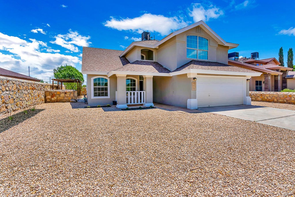 208 Lago Grande Dr, Horizon City, TX 79928 - photo 1