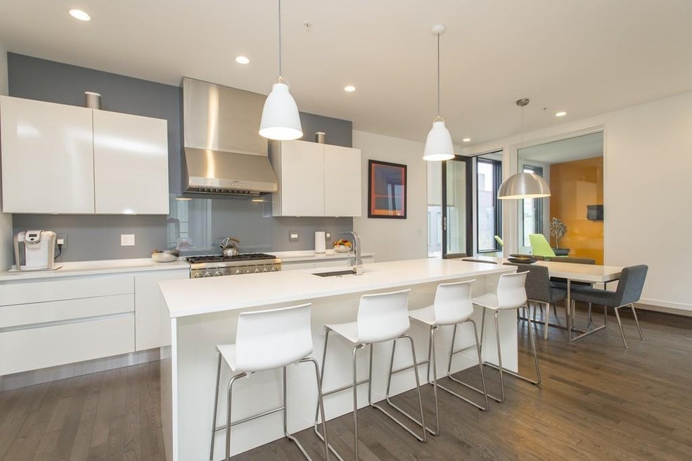 14 I St unit 7, Boston, MA 02127 - photo 1