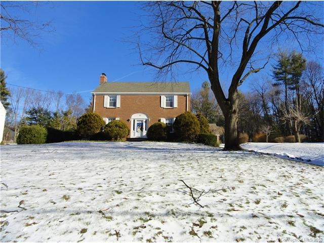 Spacious home on lots of land. So much to offer!