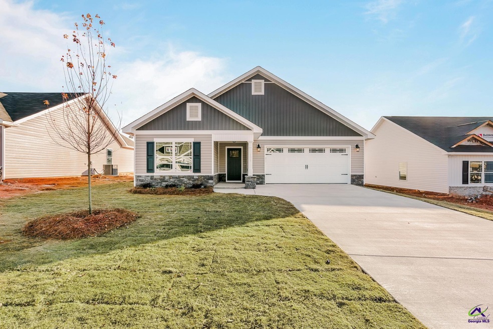 132 Red Tail Cir, Powersville, GA 31008 - photo 1