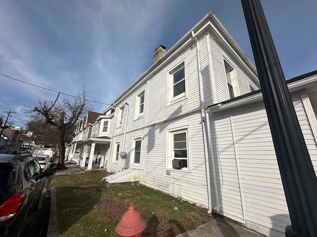 402 Pine St unit 2nd floor right, Tamaqua, PA 18252 - photo 1