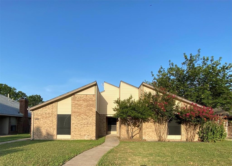 419 S 4th St, Wylie, TX 75098 - photo 1