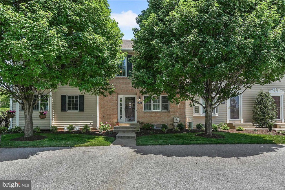 202 Meadow Ct unit 202, Glen Mills, PA 19342 - photo 1