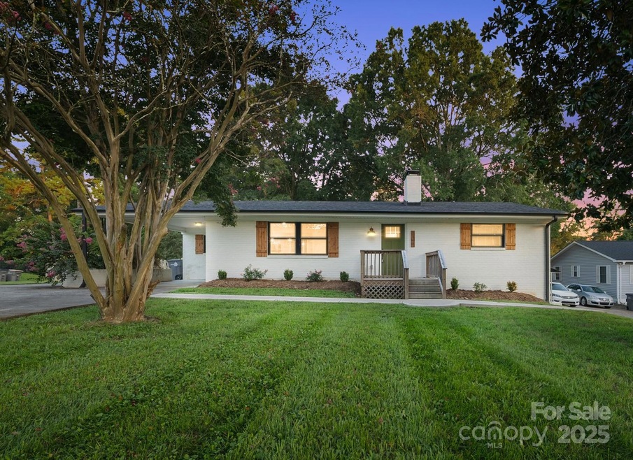 Under Contract $390,000