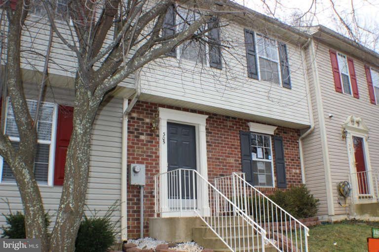 305 Stafford Mews Ln, Stafford, VA 22556 - photo 1