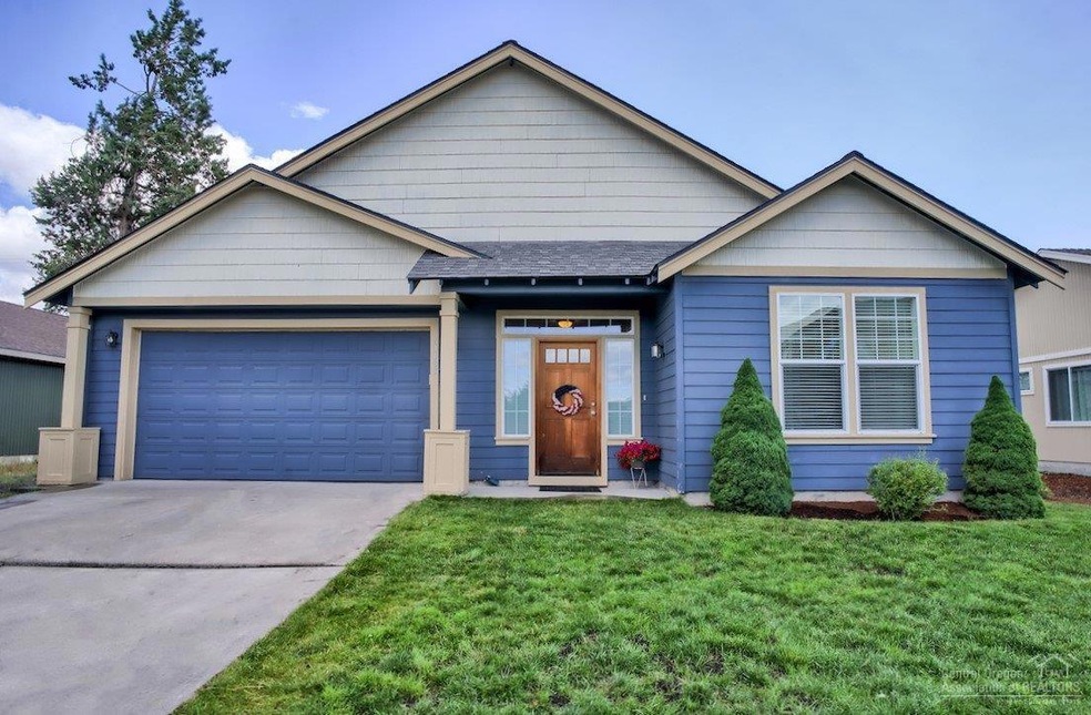 61183 Brosterhous Rd, Bend, OR 97702 - photo 1