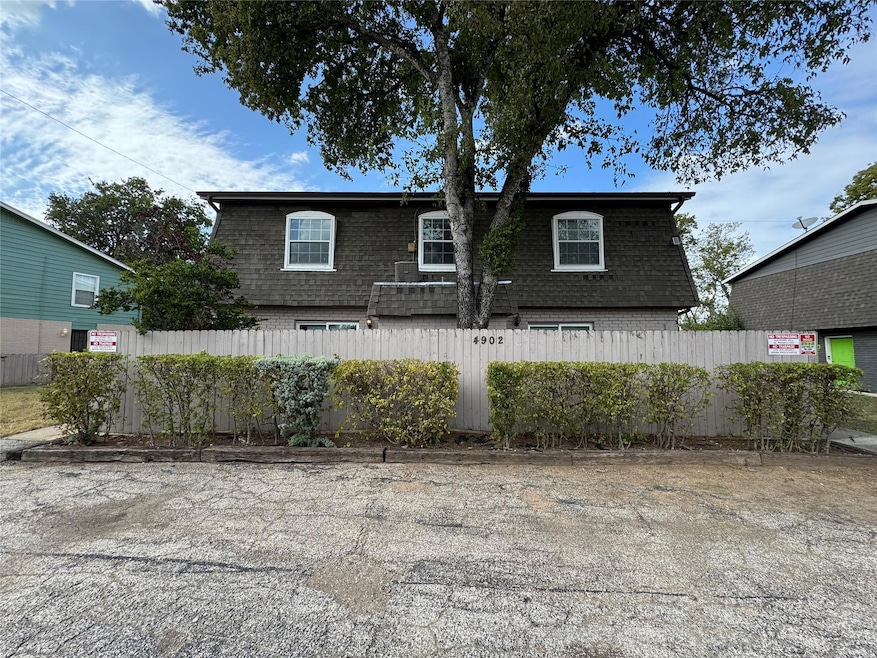 For Rent $1,255/month