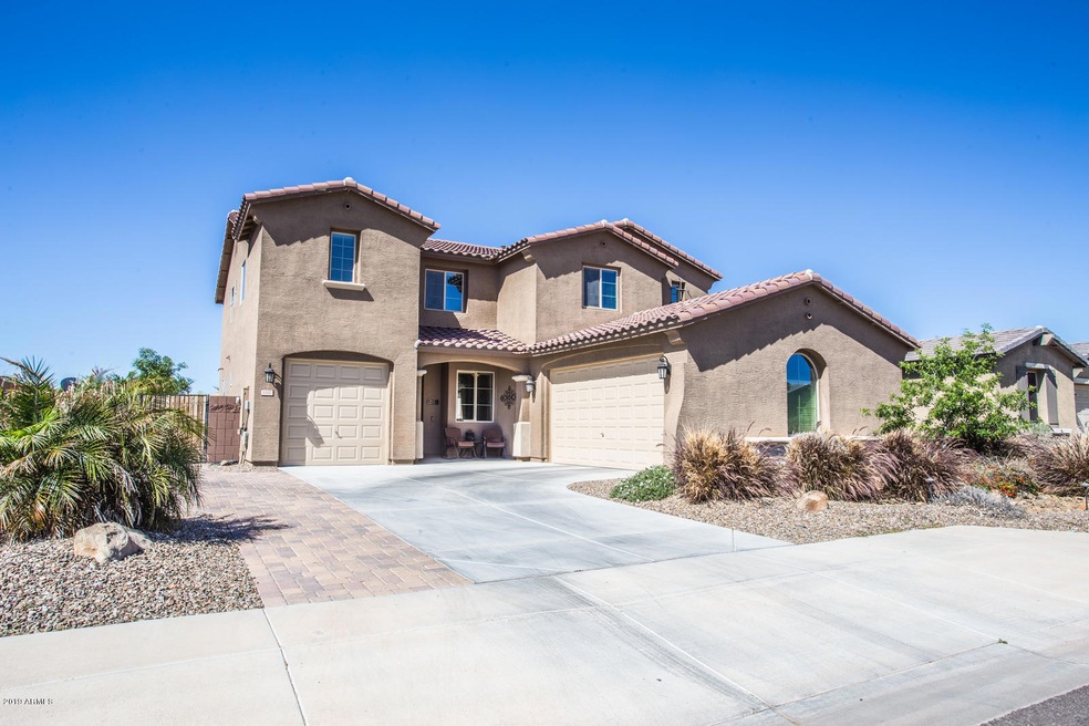 1102 W Oleander Ave, San Tan Valley, AZ 85140 - photo 1