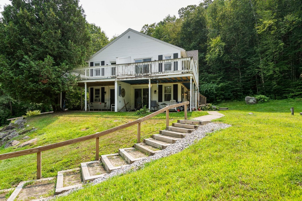 33 Plaza Village Rd unit D, Plymouth, NH 03264 - photo 1