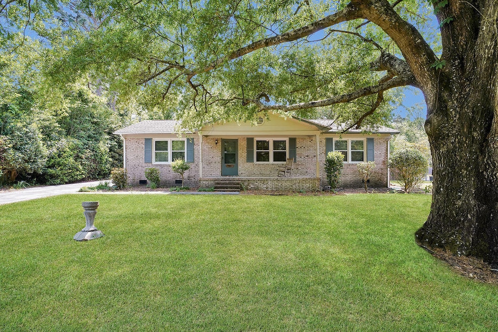 3922SweetbriarRoad-01