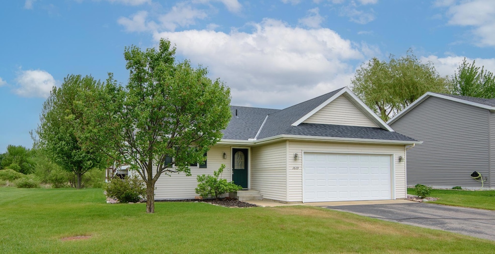 1629 Peach Ct NE, Sauk Rapids, MN 56379 - photo 1