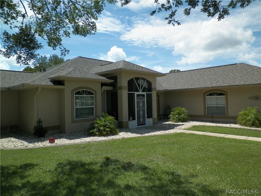 1405 N Man o War Dr, Hernando, FL 34442 - photo 1
