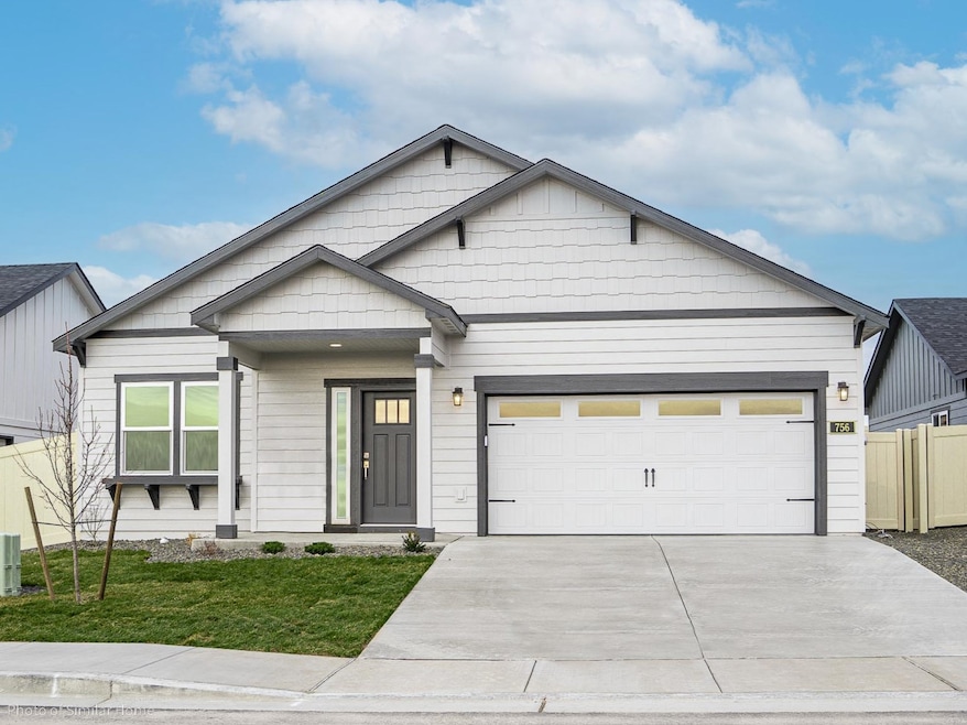 For Sale $569,990 • Co-Listing Agent