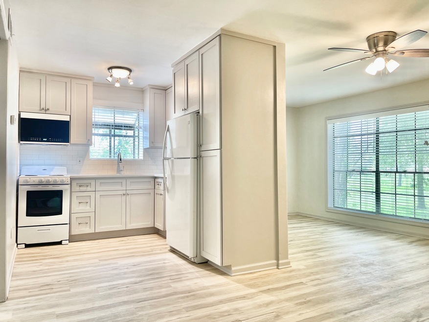 Functional studio floorplan & open layout