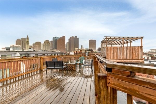 56 Prince St unit 10, Boston, MA 02113 - photo 1