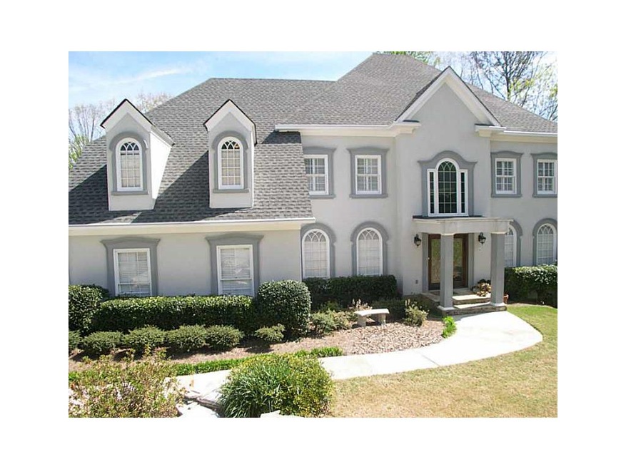 Exterior Front. Cul-de-sac, Lake view property