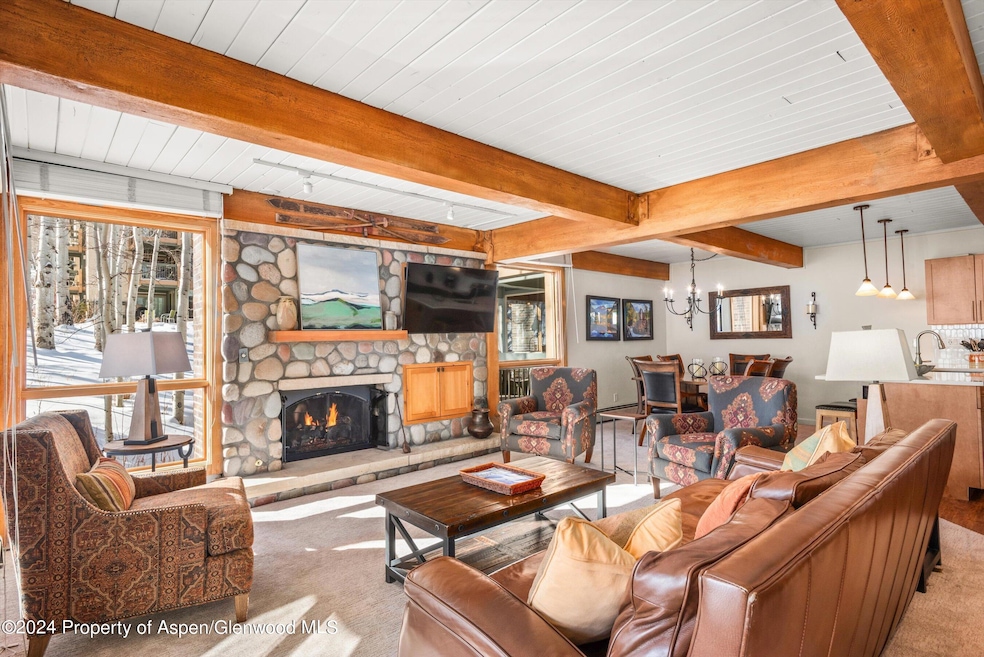 Sold $2,490,855 • Co-Listing Agent