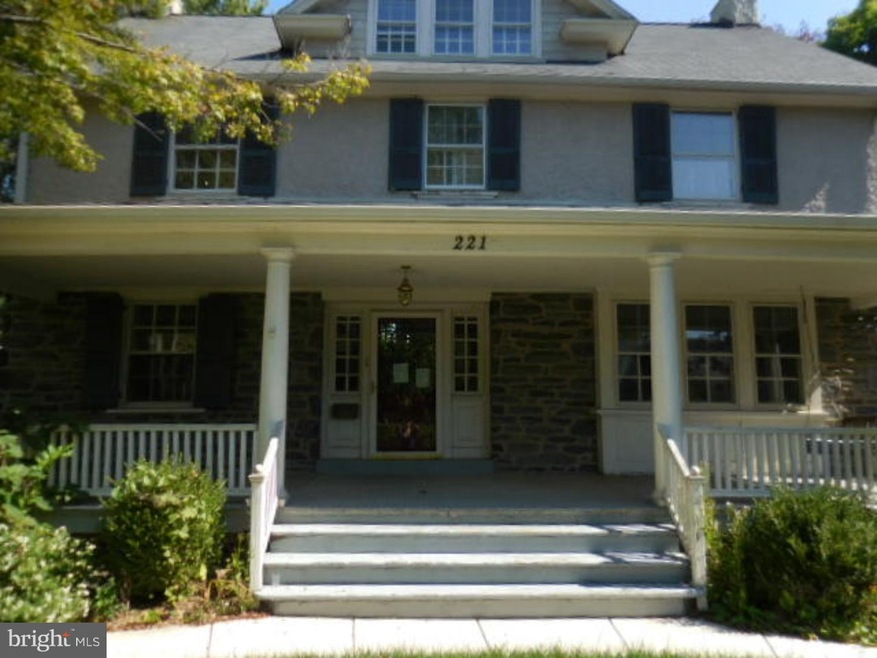 221 Kent Rd, Ardmore, PA 19003 - photo 1