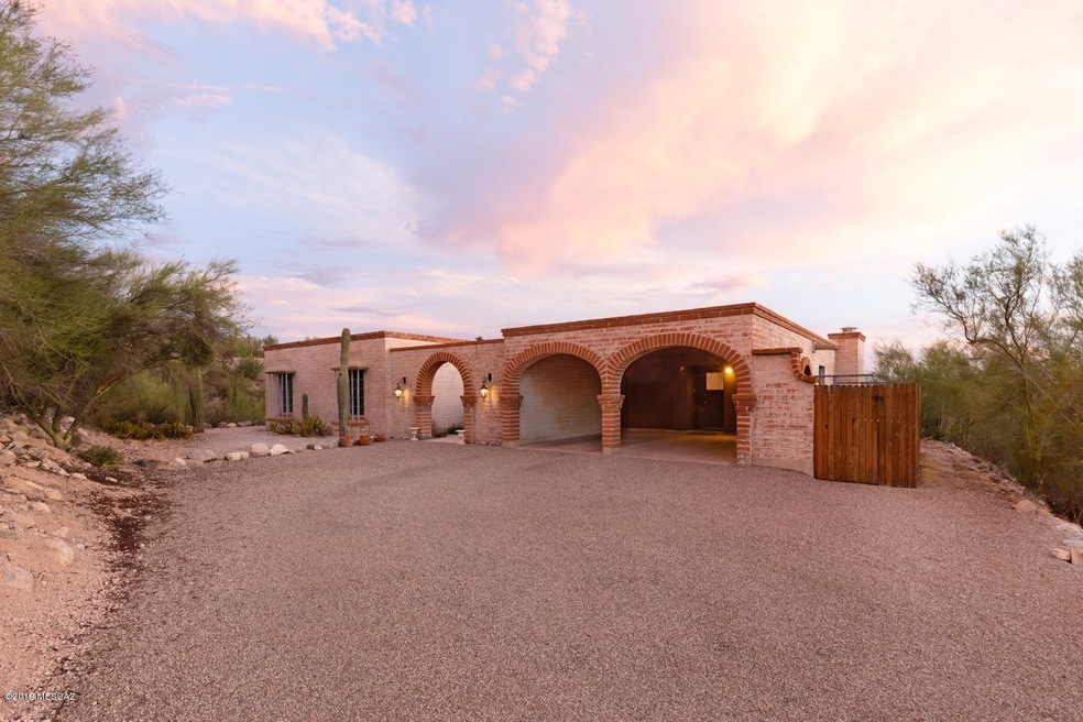 4900 Via Entrada Front (1)