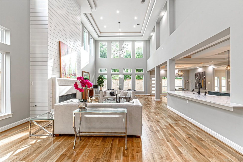 1405 Glenmore Forest St, Houston, TX 77055 - photo 1