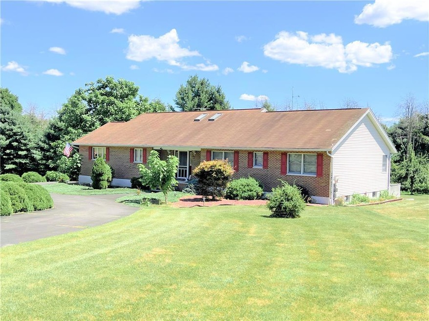 216 Emily Way, Kunkletown, PA 18058 - photo 1