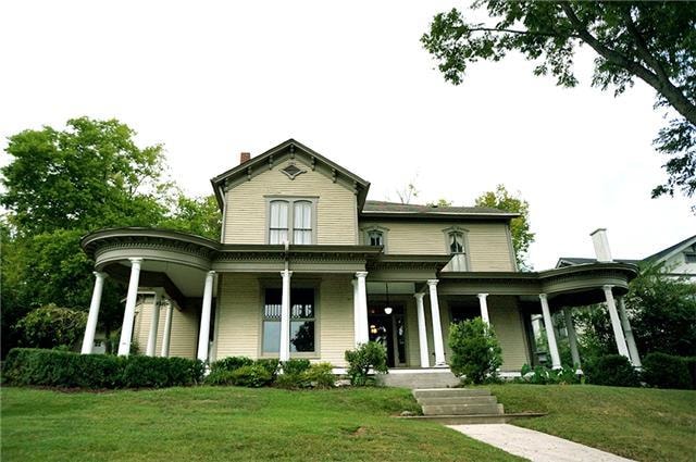 504 W 7th St, Columbia, TN 38401 - photo 1