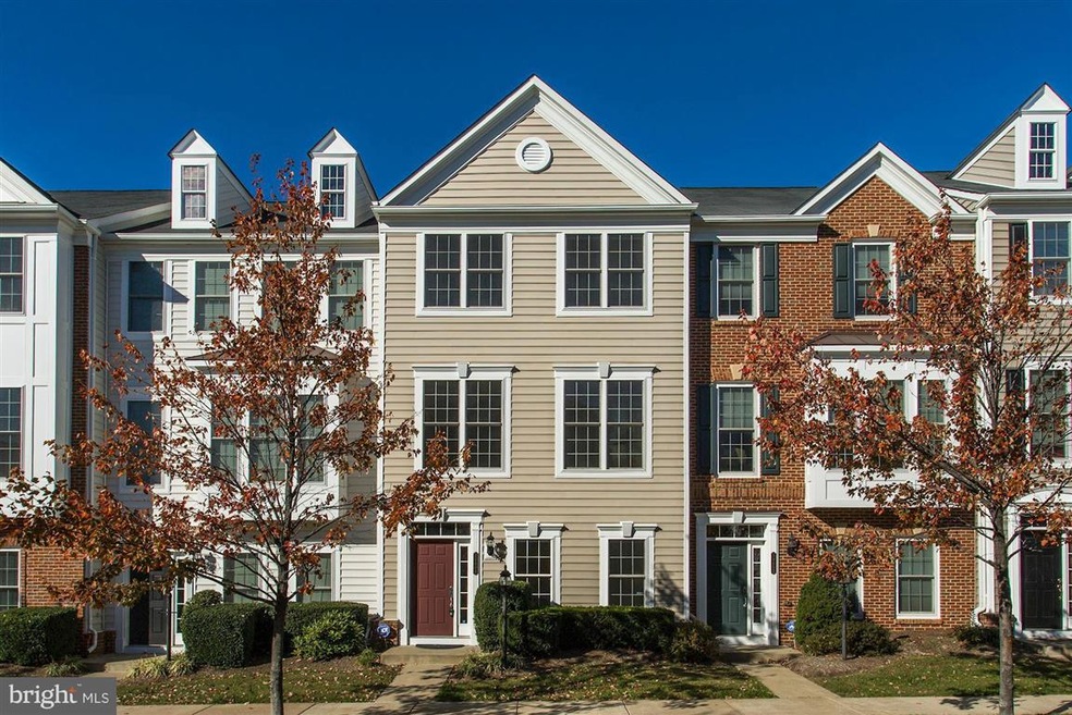 14604 Crossfield Way unit 240A, Woodbridge, VA 22191 - photo 1