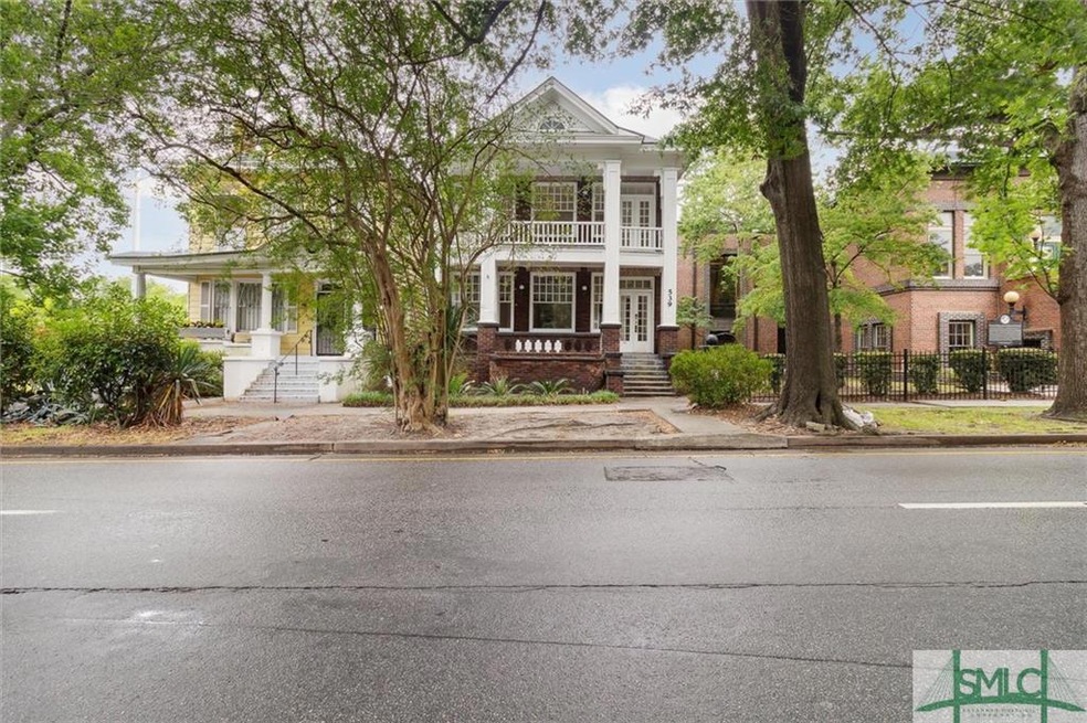 539 E Henry St, Savannah, GA 31401 - photo 1