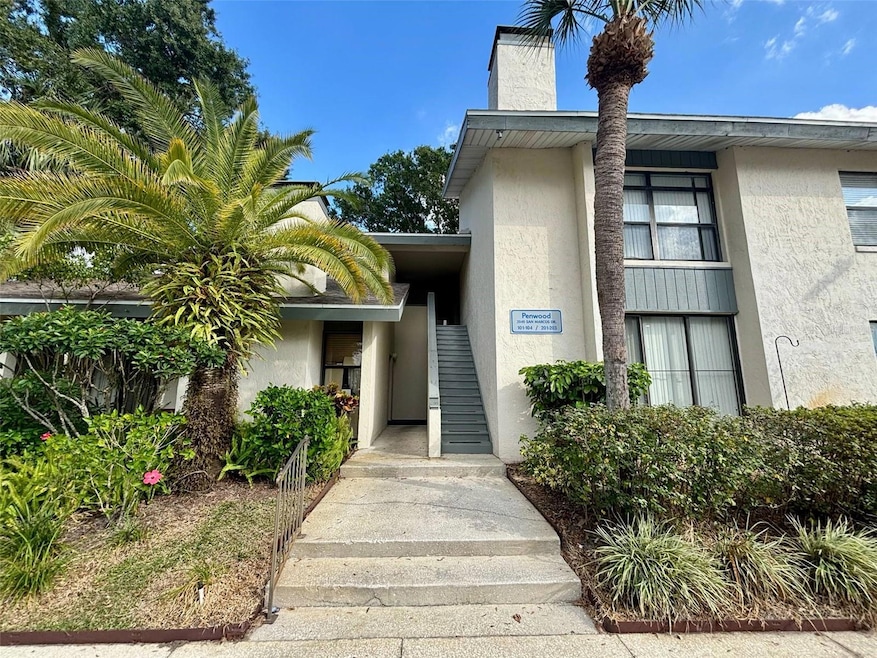 2040 San Marcos Dr SE unit 103, Winter Haven, FL 33880 - photo 1