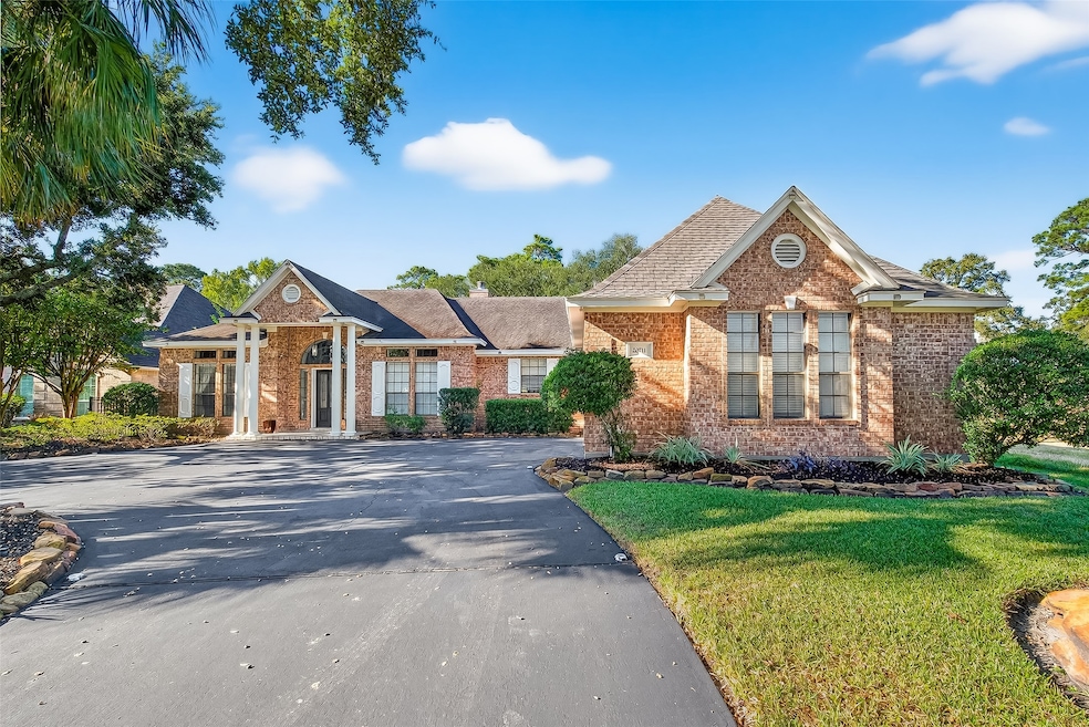 20711 Atascocita Shores Dr, Humble, TX 77346 - photo 1