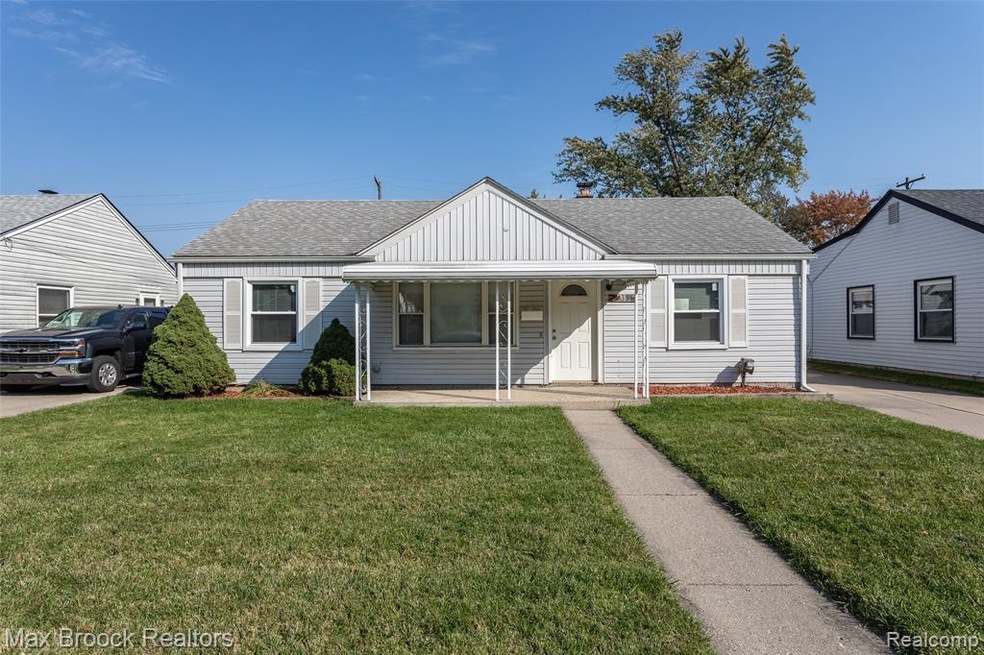 26354 Woodmont St, Roseville, MI 48066 - photo 1