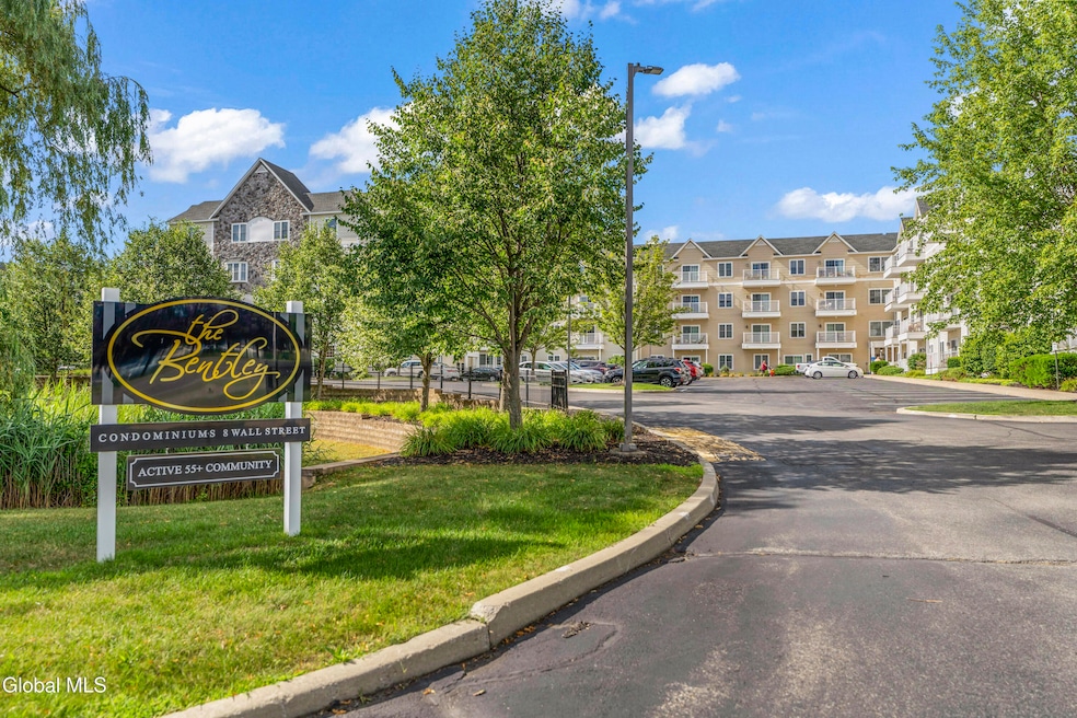 Pending $260,900 • Co-Listing Agent