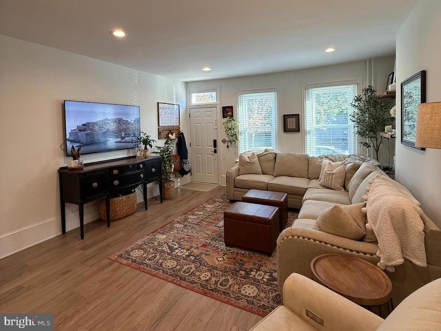 810 E Elm St, Conshohocken, PA 19428 - photo 1