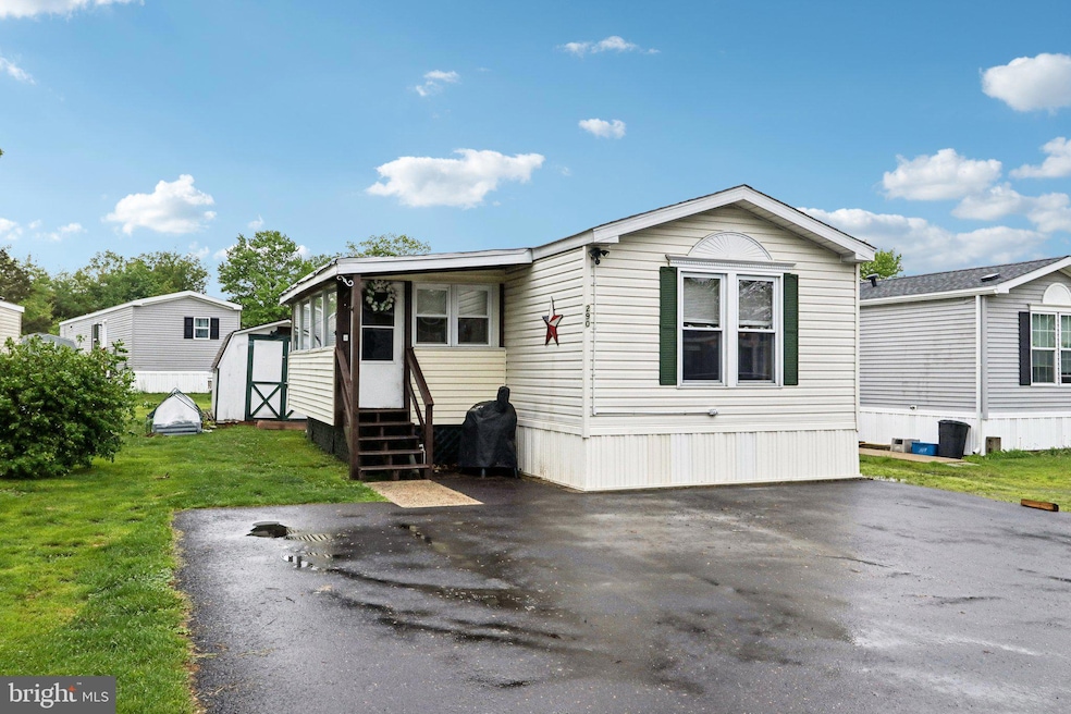 290 Poplar Dr, Quakertown, PA 18951 - photo 1