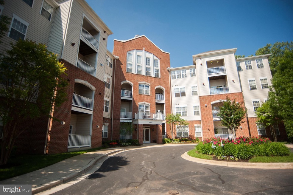 2606 Chapel Lake Dr unit 206, Gambrills, MD 21054 - photo 1
