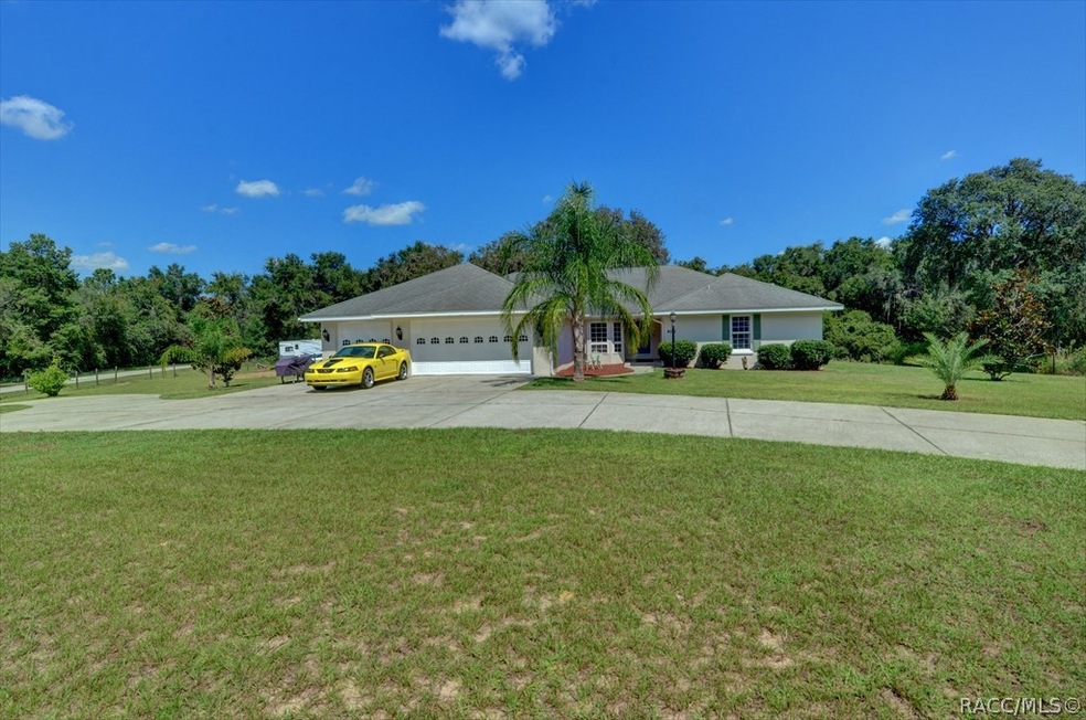 4071 N Forest Lake Dr, Hernando, FL 34442 - photo 1